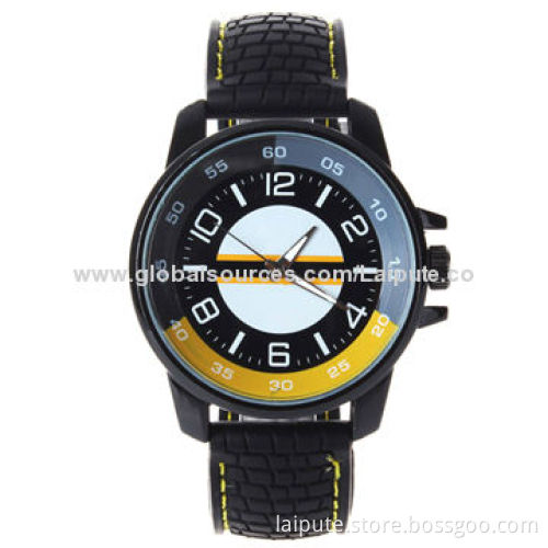 Sales Newest Fashionable Quartz Automatic Watch with Silicone Strap and Alloy CaseNew